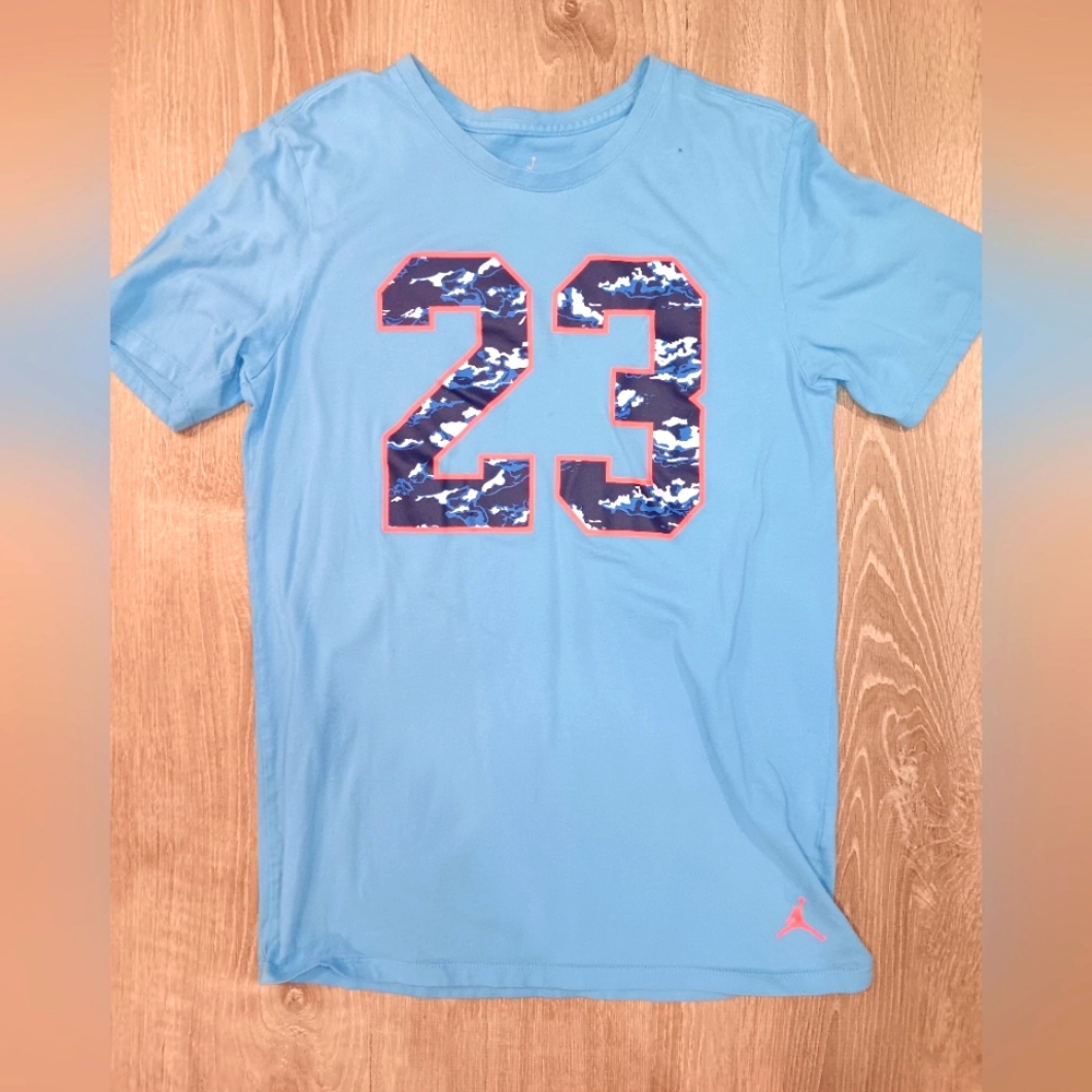 Men's Jordan Tee Size small